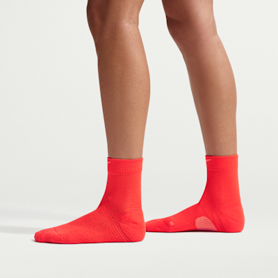 Nike Run Midweight Running Crew Socks (1 Pair). Nike.com